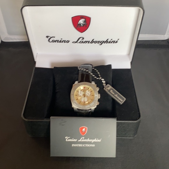 🎁Tonino Lamborghini Watch🎁 - Picture 2 of 6